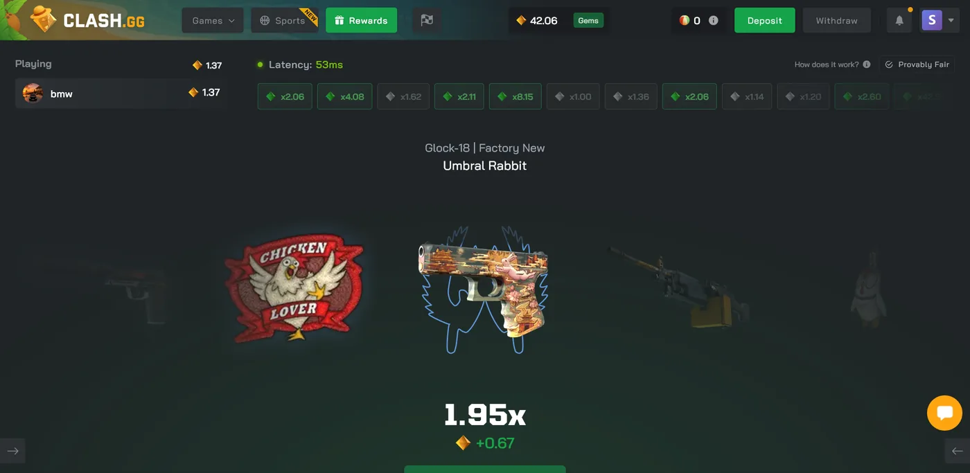 Clash.gg Crash game showing the multiplier curve climbing before the bust